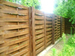 Деревянный забор плетёнка 15 метров фото цена за метр