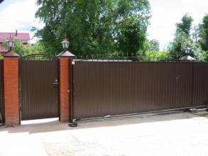 Дистанционное управление с откатными воротами - пример 8 фото в Навашино